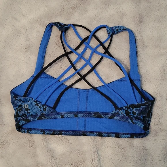 Lululemon - Free To Be Bra - Wild - Size 6 - Picture 2 of 3
